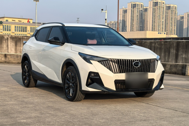 广汽传祺 传祺GS3 2023款 影速 270T 劲取版车身外观6001