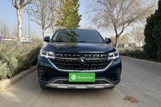 东风风行 风行T5 2022款 盛世款 1.5T 自动逐梦版五座