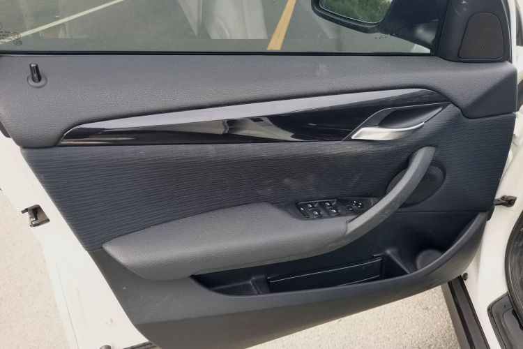 宝马X1 2015款 sDrive18i 时尚晋级版中控内饰7007