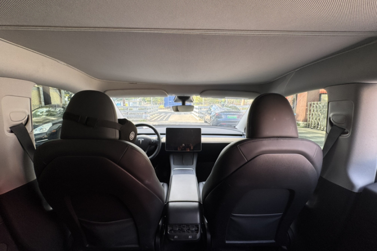 特斯拉 Model Y 2022款 改款 后轮驱动版局部细节22