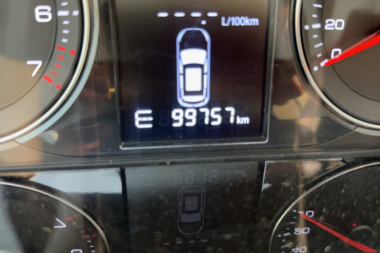 众泰T600 Coupe 2017款 1.5T 自动豪华型中控内饰15