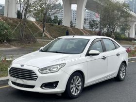 福特 福睿斯 2015款 1.5L 手动时尚型