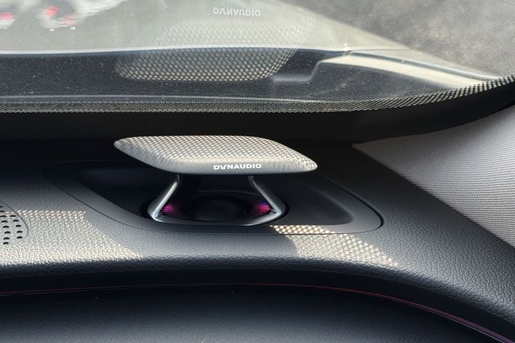 小鹏P7 2022款 480N+中控内饰7009