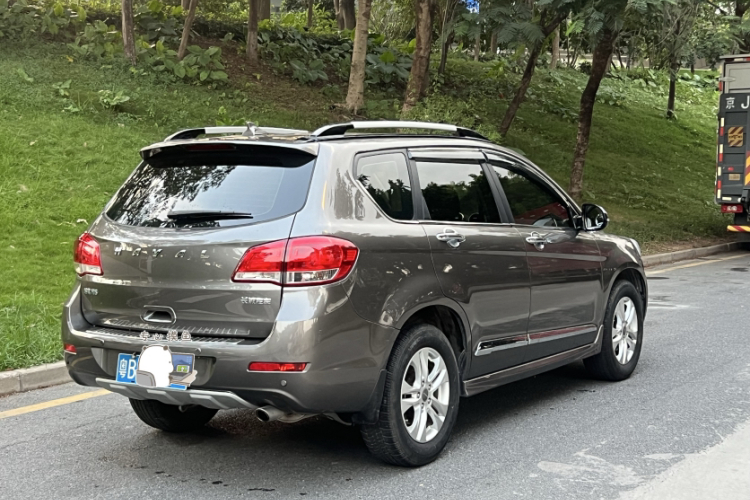 哈弗H6 2013款 升级版 2.4L 自动两驱精英型车身外观6005