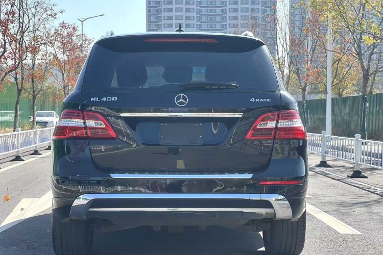 奔驰M级 2014款 ML 320 4MATIC车身外观6005