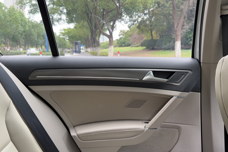 大众 高尔夫 2016款 230TSI 自动舒适型局部细节9002