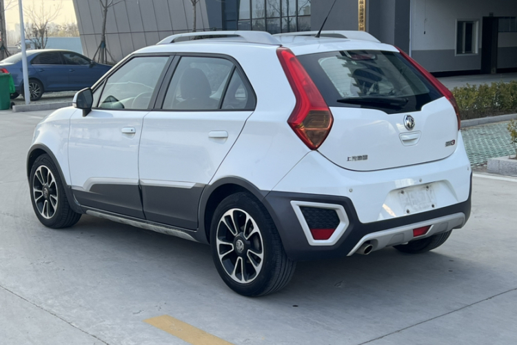 名爵3SW 2015款 1.5L AMT精英型车身外观6006