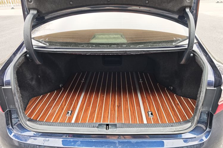 雷克萨斯ES 2015款 200 精英版局部细节23