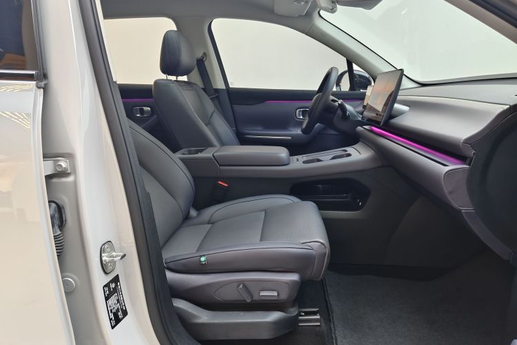 零跑汽车 零跑C10 2024款 210激光雷达版中控内饰7003