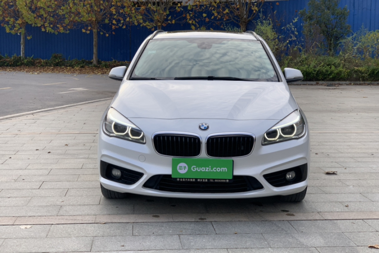 宝马2系旅行车 2016款 218i 运动设计套装车身外观6003