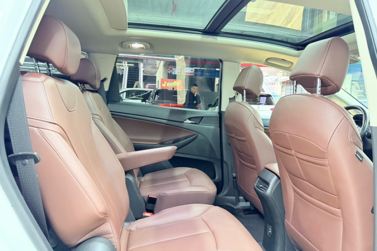 别克GL6 2019款 18T 6座互联豪华型 国VI局部细节9005