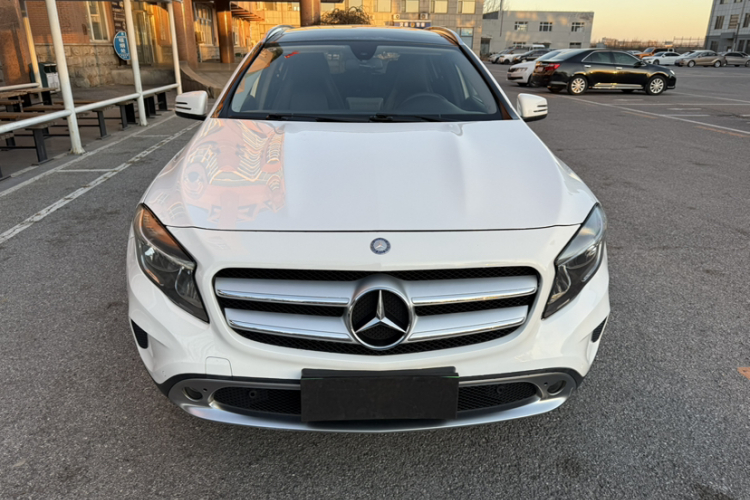 奔驰GLA 2016款 GLA 200 动感型车身外观6002