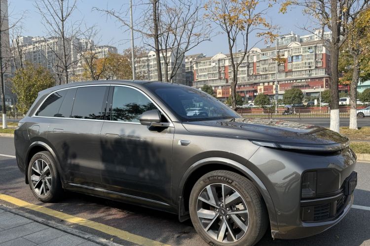 理想汽车 理想L8 2023款 Air车身外观6001