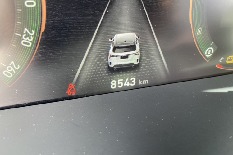 领克06 EM-P 2023款 1.5T Remix PHEV Shero中控内饰7001