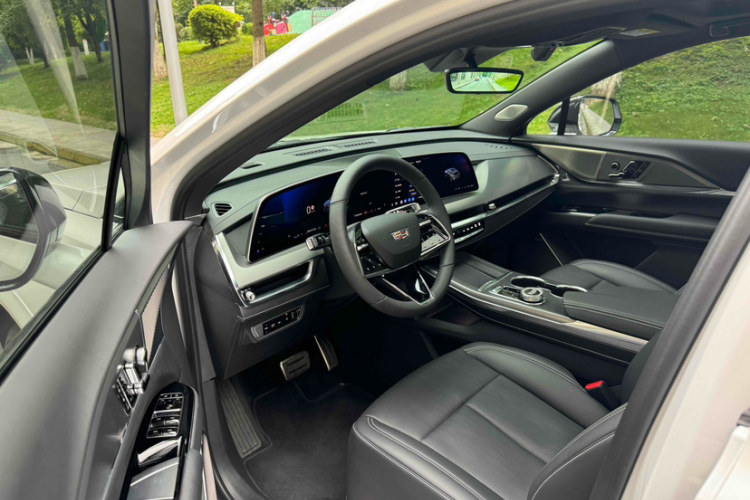 凯迪拉克XT5 2025款 2.0T 尊贵型局部细节19