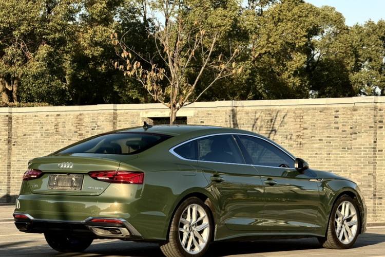 奥迪A5 2021款 Sportback 40 TFSI 时尚动感型车身外观6005