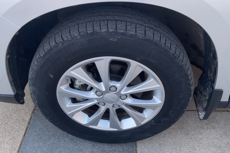 哈弗M6 2021款 PLUS 1.5T DCT尊贵智联型车身外观6008