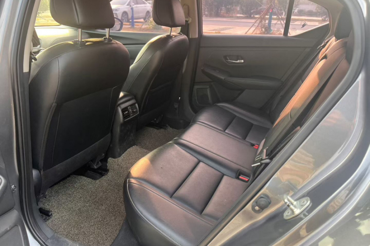 日产 轩逸 2021款 1.6L XL CVT悦享版中控内饰7003