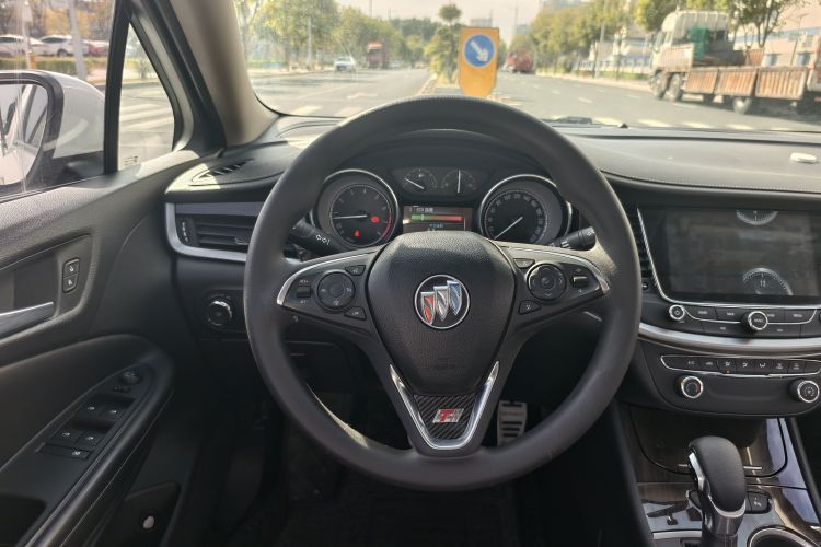 别克 威朗 2019款 三厢 20T 双离合领先型局部细节13