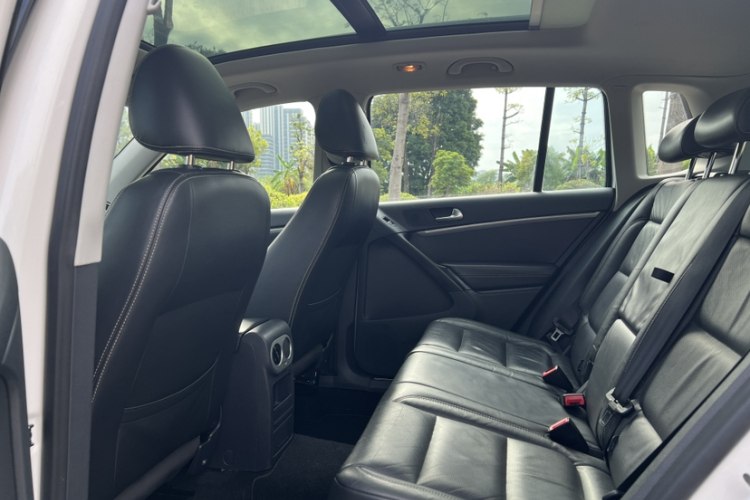 大众 途观 2016款 300TSI 自动两驱豪华版中控内饰7004