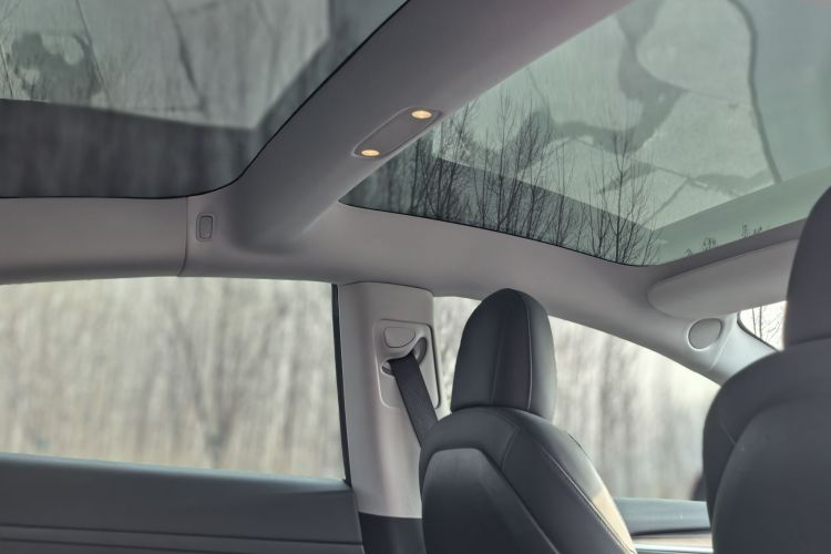 特斯拉 Model 3 2021款 标准续航后驱升级版中控内饰7005