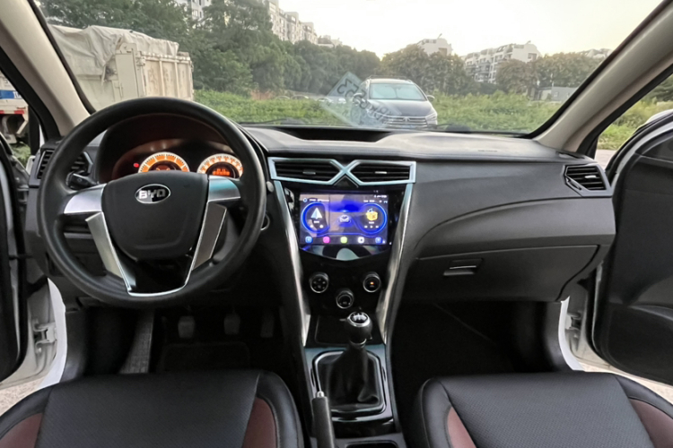 比亚迪F3 2016款 1.5L 手动豪华型中控内饰7001