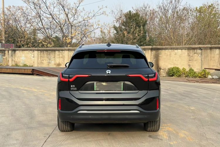 蔚来ES6 2022款 75kWh 运动版车身外观6004