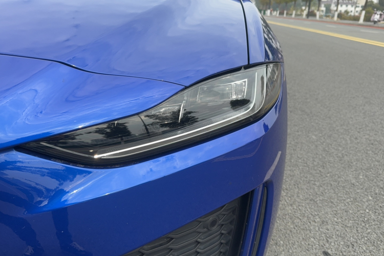 捷豹XEL 2020款 2.0T 200PS R-DYNAMIC S进取运动版局部细节36