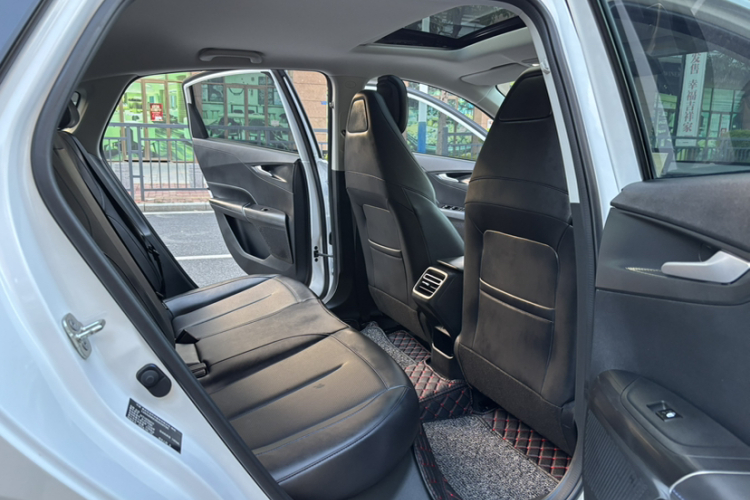 长安 逸动 2024款 1.5T GDI自动 尊贵型中控内饰7002