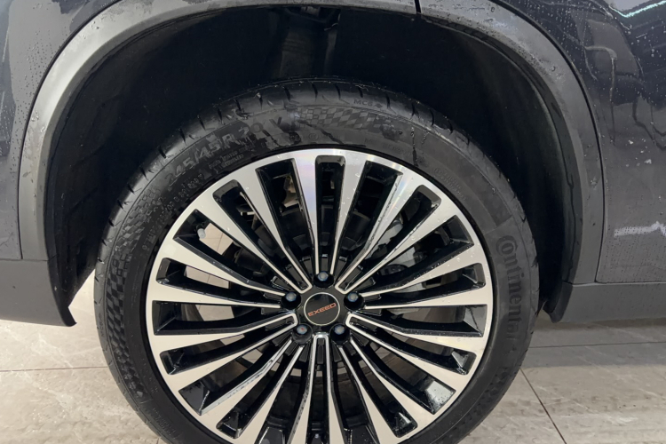 星途凌云 2025款 400T 四驱星尊版车身外观6008