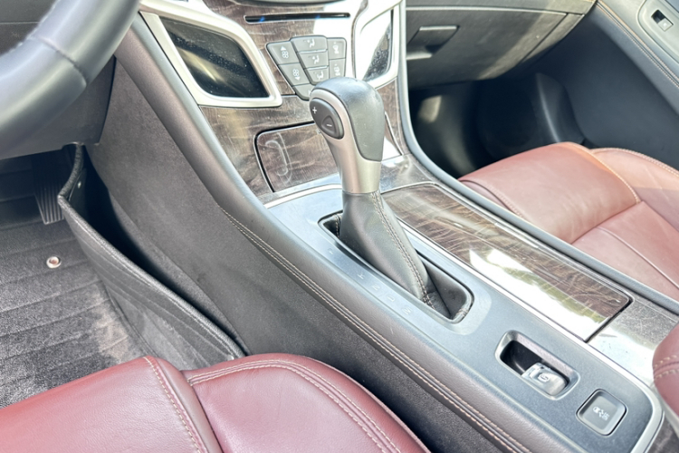 别克 君越 2013款 2.4L SIDI精英舒适型局部细节18