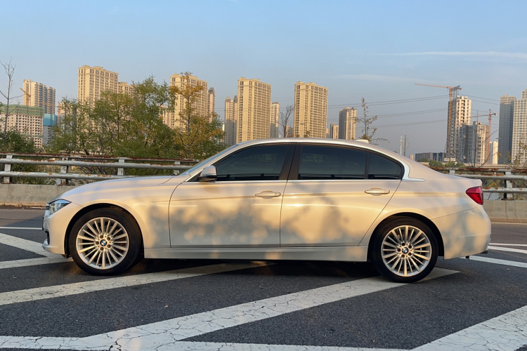 宝马3系 2018款 320Li 时尚型车身外观6005