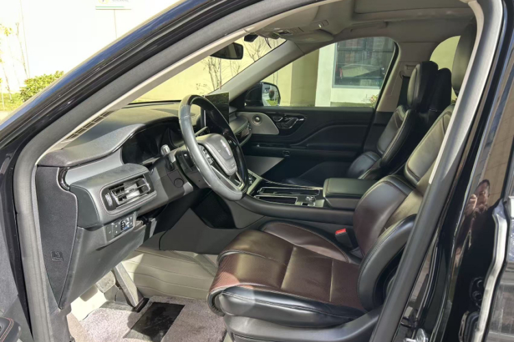 林肯 飞行家 2021款 3.0T V6 四驱MONO限量版中控内饰7002