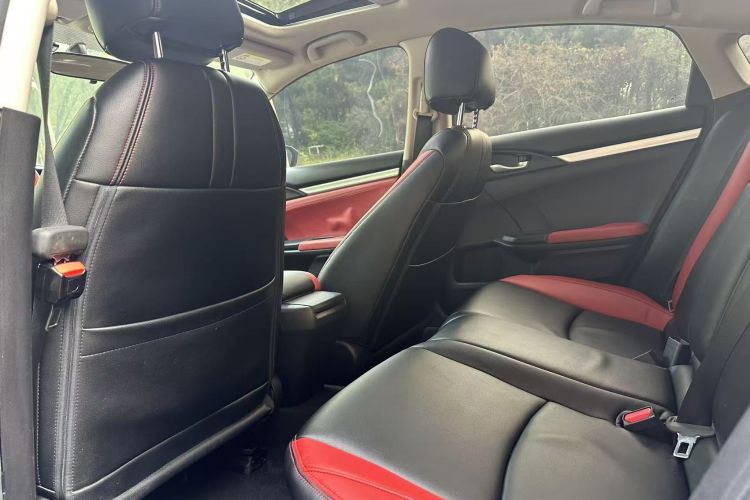 本田 思域 2019款 220TURBO CVT劲动版 国VI中控内饰7008