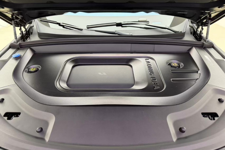 理想汽车 理想L9 2024款 Ultra局部细节24