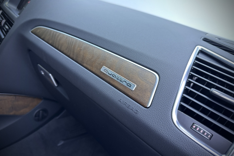 奥迪Q5 2013款 40 TFSI 舒适型中控内饰7006