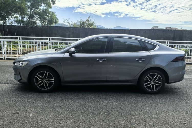 比亚迪 秦PLUS 2021款 EV 500KM 尊贵型车身外观6007