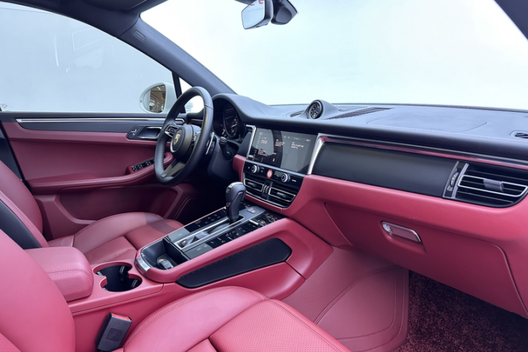 保时捷 2022款 Macan 2.0T中控内饰7006
