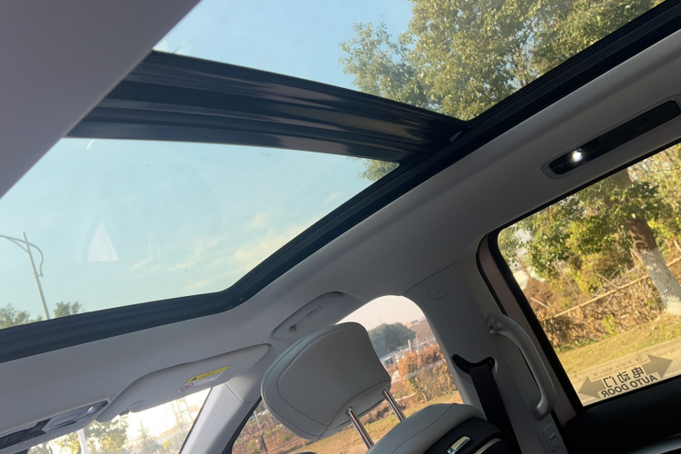 上汽大通MAXUS 大通G70 2024款 2.0T 自动旗舰版 7座局部细节22