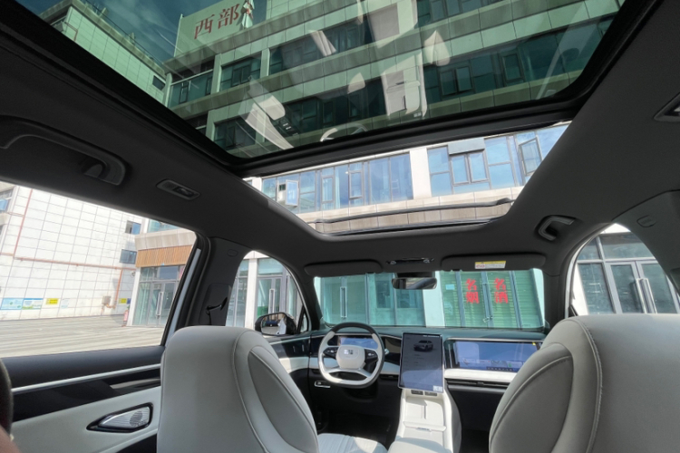 吉利银河 银河L7 2023款 1.5T 115km 星舰中控内饰7006