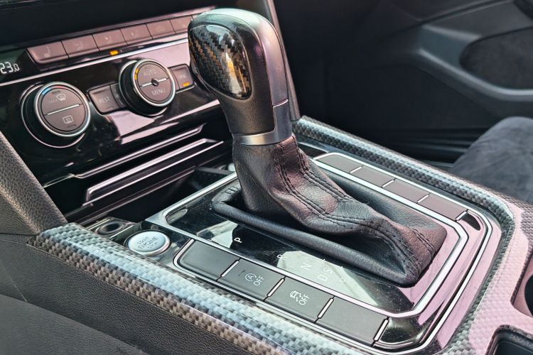 大众 迈腾 2017款 380TSI DSG 豪华型中控内饰7008