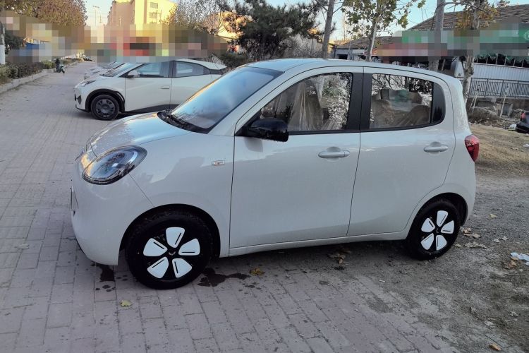 五菱汽车 宏光MINIEV 2025款 四门版 进阶款车身外观6005