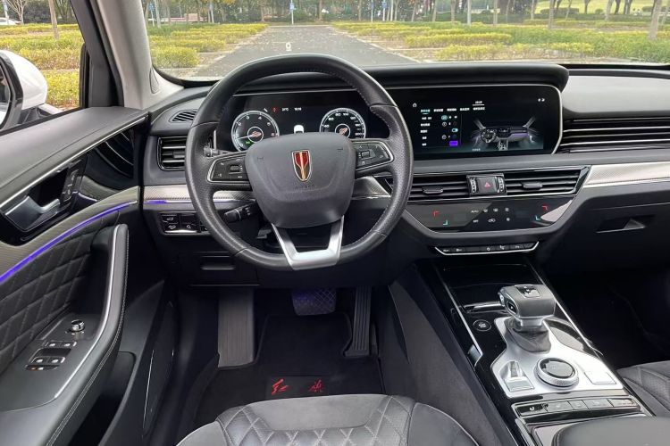 红旗HS5 2019款 2.0T 智联旗享版中控内饰7007