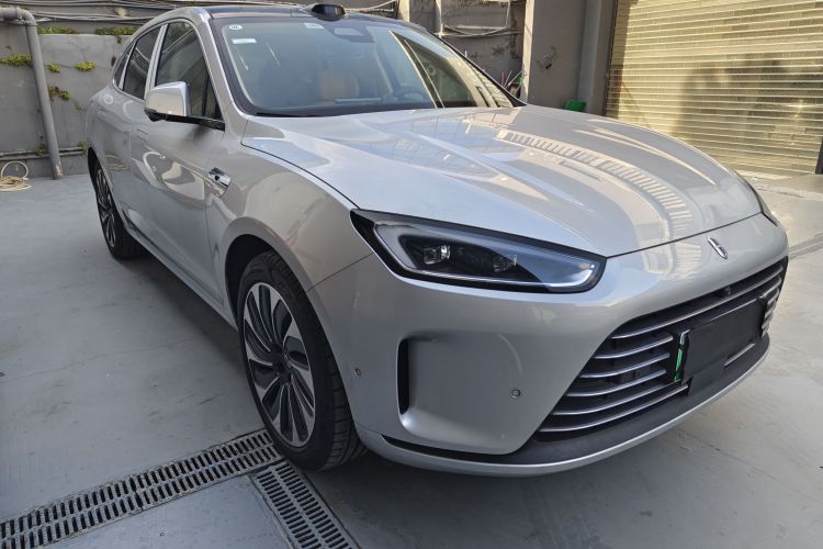 鸿蒙智行 问界M5 2023款 增程后驱智驾版车身外观6005