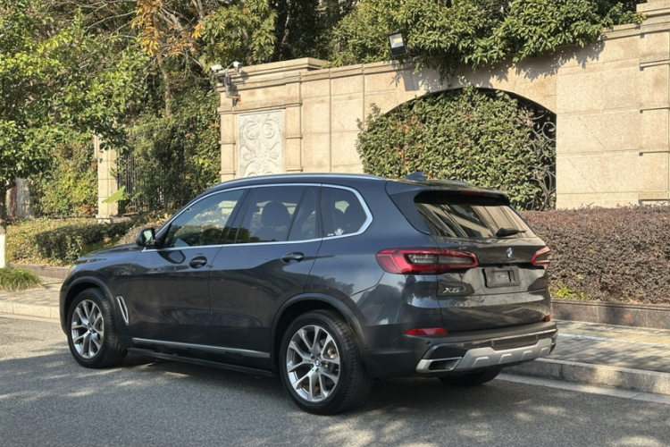 宝马X5(进口) 2020款 xDrive30i X设计套装车身外观6004