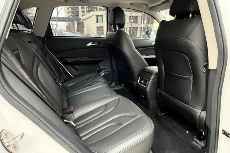 众泰T600 2019款 1.5T 自动豪华型中控内饰7008