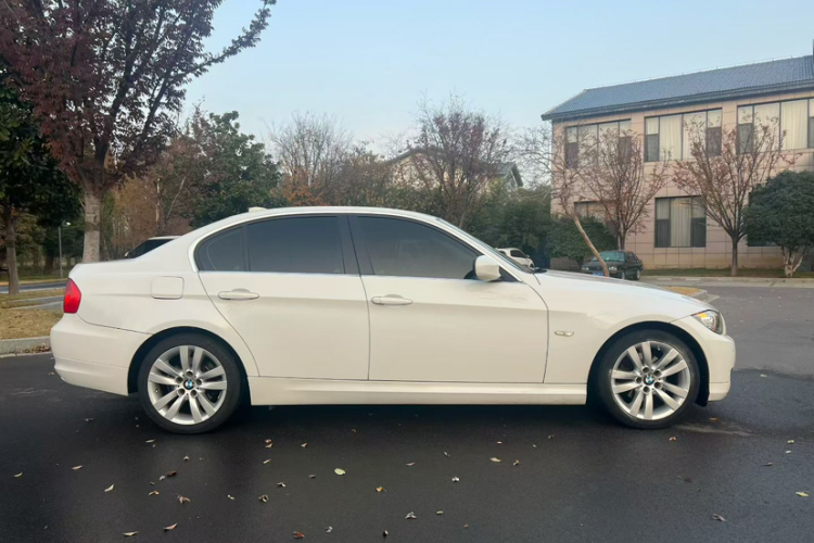 宝马3系(进口) 2010款 320i豪华型车身外观6005