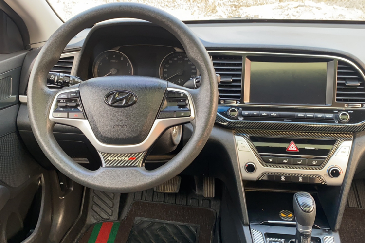 现代 领动 2016款 1.6L 自动智炫·精英型局部细节13