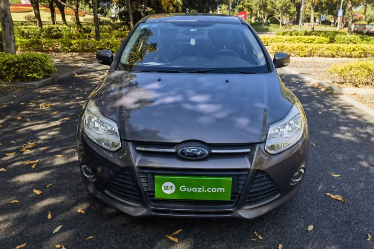 福特 福克斯 2012款 三厢 1.6L 自动风尚型车身外观6001