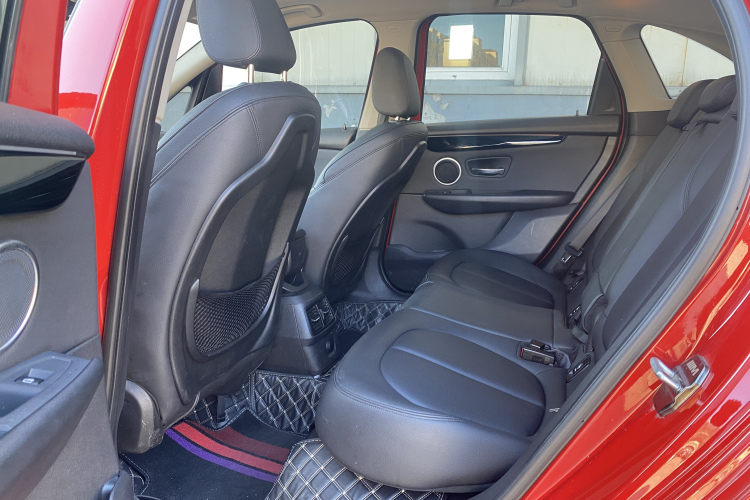 宝马2系旅行车 2016款 218i 运动设计套装中控内饰7002